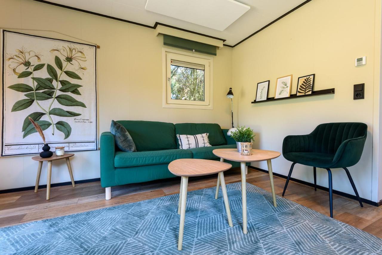 Chalet Met Eigen Tuin Aan De Veluwse Bosrand Putten Kültér fotó