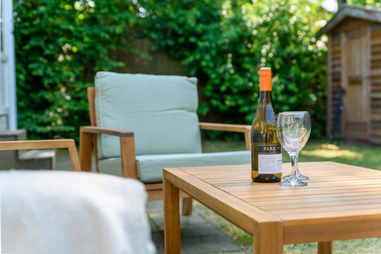 Chalet Met Eigen Tuin Aan De Veluwse Bosrand Putten Kültér fotó