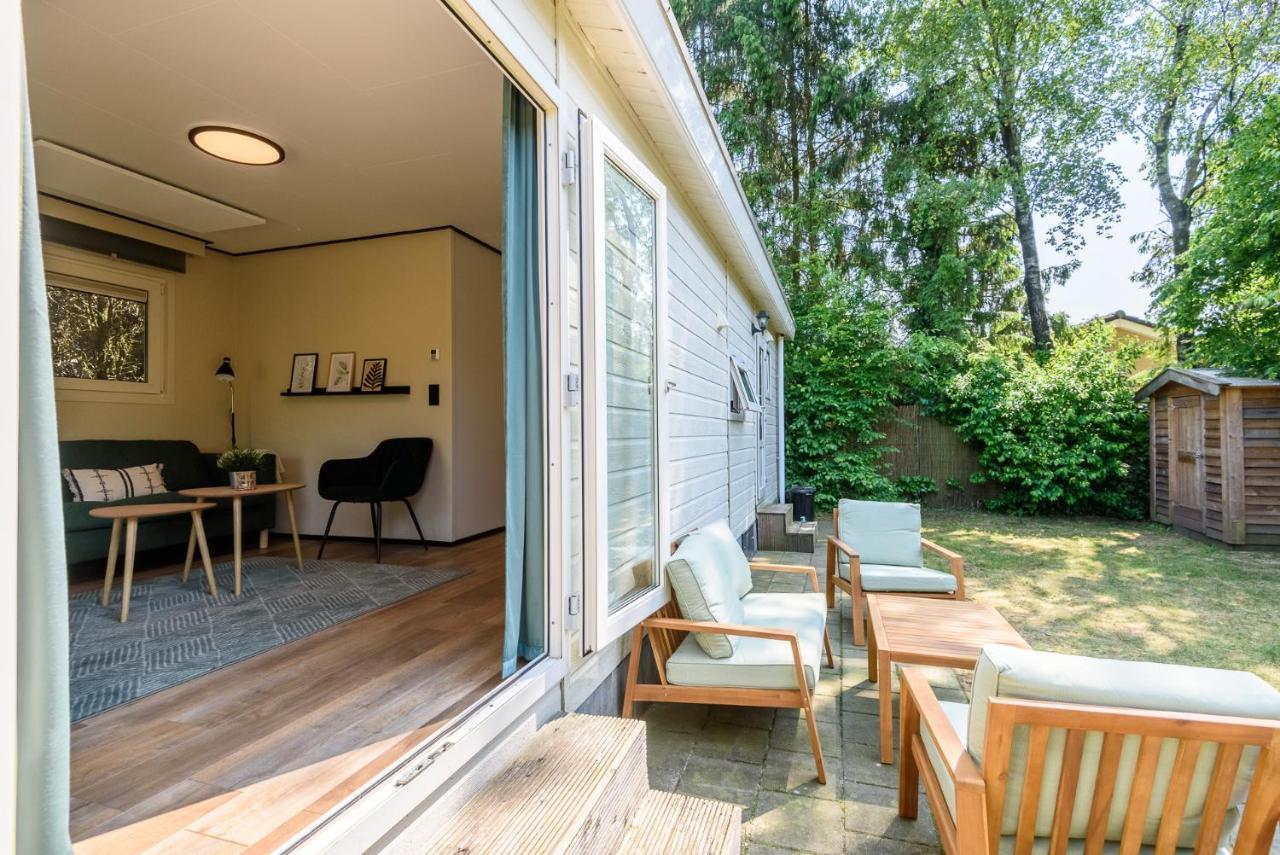 Chalet Met Eigen Tuin Aan De Veluwse Bosrand Putten Kültér fotó