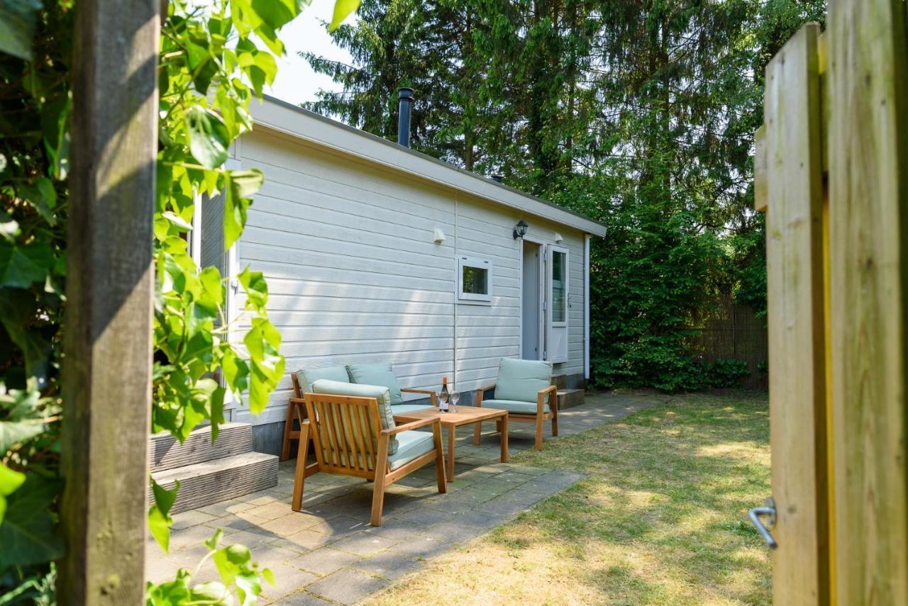 Chalet Met Eigen Tuin Aan De Veluwse Bosrand Putten Kültér fotó
