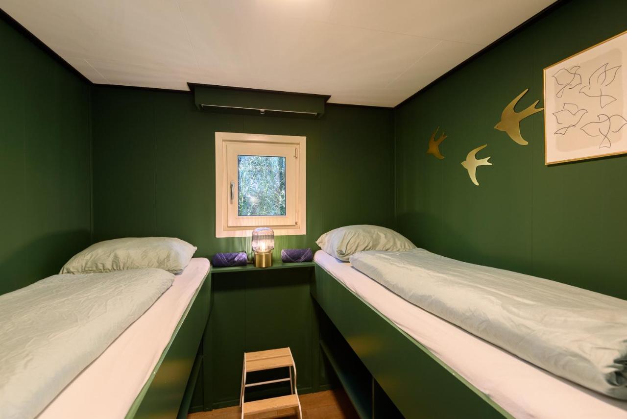 Chalet Met Eigen Tuin Aan De Veluwse Bosrand Putten Kültér fotó